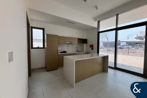 Villa à Al Furjan, Dubai, 5 chambres, 474 m², № 76445 - photo 3