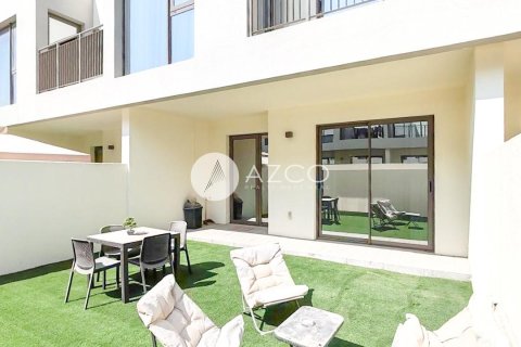 Villa in EMAAR South, Dubai South (Dubai World Central), Dubai 3 bedrooms, 144.3 sq.m. № 38607 - photo 14