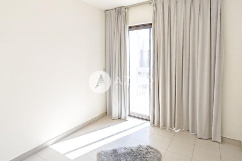 Villa in EMAAR South, Dubai South (Dubai World Central), Dubai 3 bedrooms, 144.3 sq.m. № 38607 - photo 12