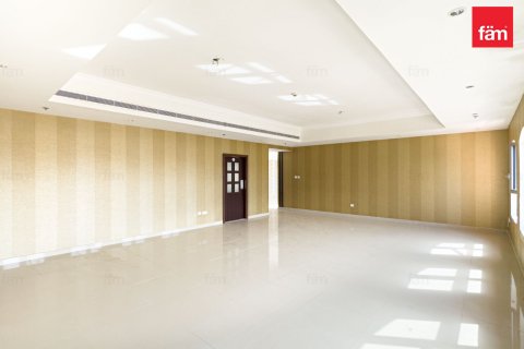 Apartment in Palm Jumeirah, Dubai 3 bedrooms, 271.7 sq.m. № 11075 - photo 14