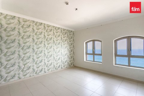 Apartment in Palm Jumeirah, Dubai 3 bedrooms, 271.7 sq.m. № 11075 - photo 16