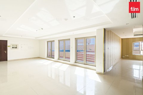 Apartment in Palm Jumeirah, Dubai 3 bedrooms, 271.7 sq.m. № 11075 - photo 13