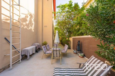 Villa in The Villa, Dubai 5 bedrooms, 371.61 sq.m. № 136313 - photo 3
