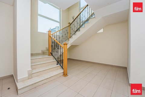 Villa à Jumeirah Park, Dubai, 4 chambres, 645.9 m², № 137654 - photo 9