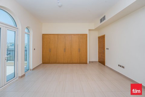 Villa à Jumeirah Park, Dubai, 4 chambres, 645.9 m², № 137654 - photo 12