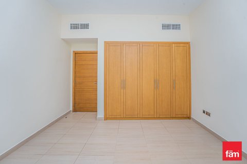 Villa à Jumeirah Park, Dubai, 4 chambres, 645.9 m², № 137654 - photo 17