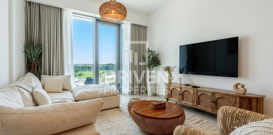 Apartment in Al Wasl, Dubai 1 bedroom, 90.49 sq.m. № 140982