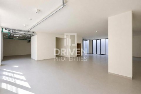 Villa in Dubai Hills Estate, Dubai 5 bedrooms, 649.02 sq.m. № 140985 - photo 20