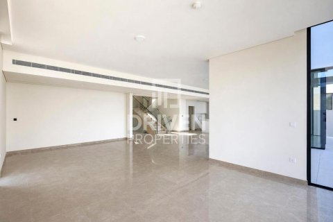 Villa in Dubai Hills Estate, Dubai 5 bedrooms, 649.02 sq.m. № 140985 - photo 4