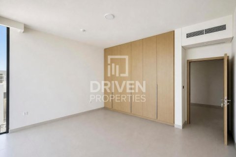 Villa in Dubai Hills Estate, Dubai 5 bedrooms, 649.02 sq.m. № 140985 - photo 17