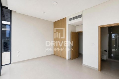 Villa in Dubai Hills Estate, Dubai 5 bedrooms, 649.02 sq.m. № 140985 - photo 8