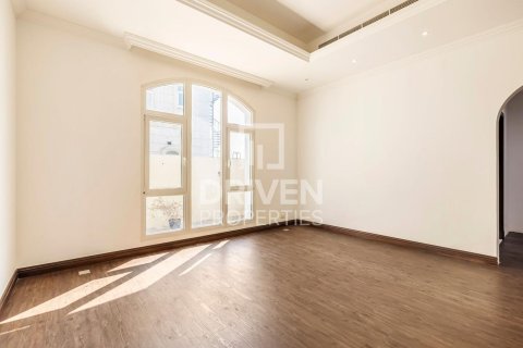 Villa en Nad Al Sheba 2, Nadd Al Sheba, Dubai, 6 dormitorios, 1858.06 m², № 136733 - foto 15
