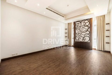 Villa en Nad Al Sheba 2, Nadd Al Sheba, Dubai, 6 dormitorios, 1858.06 m², № 136733 - foto 22