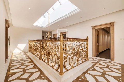 Villa en Nad Al Sheba 2, Nadd Al Sheba, Dubai, 6 dormitorios, 1858.06 m², № 136733 - foto 19