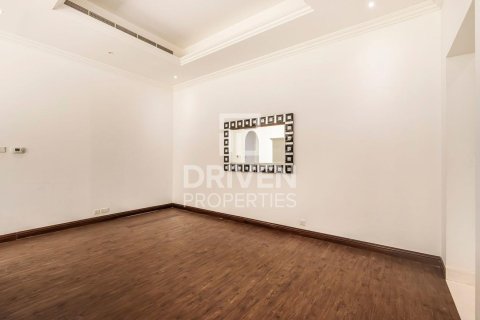 Villa en Nad Al Sheba 2, Nadd Al Sheba, Dubai, 6 dormitorios, 1858.06 m², № 136733 - foto 14