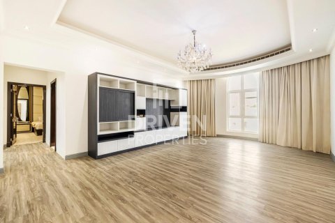 Villa en Nad Al Sheba 2, Nadd Al Sheba, Dubai, 6 dormitorios, 1858.06 m², № 136733 - foto 24