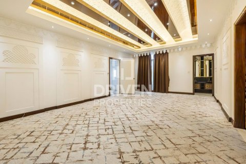 Villa en Nad Al Sheba 2, Nadd Al Sheba, Dubai, 6 dormitorios, 1858.06 m², № 136733 - foto 11