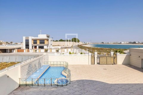 Villa en Nad Al Sheba 2, Nadd Al Sheba, Dubai, 6 dormitorios, 1858.06 m², № 136733 - foto 29