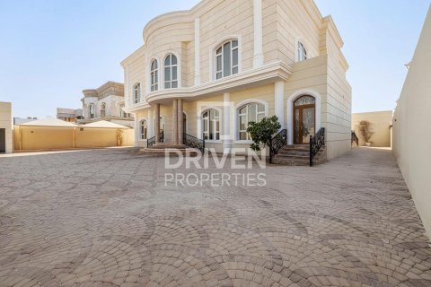 Villa en Nad Al Sheba 2, Nadd Al Sheba, Dubai, 6 dormitorios, 1858.06 m², № 136733 - foto 28