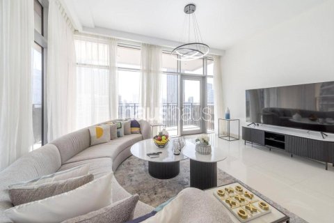 Купить квартиру в BLVD Crescent, Даунтаун Дубай (Даунтаун Бурдж Дубай), Дубай: 3 спальни, 209м², № 43927 - фото 1