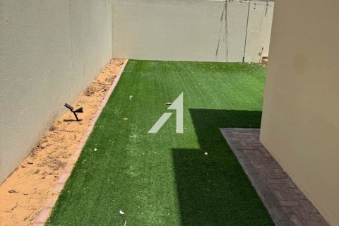 Villa in Mira, Dubai 4 bedrooms, 264 sq.m. № 42436 - photo 30