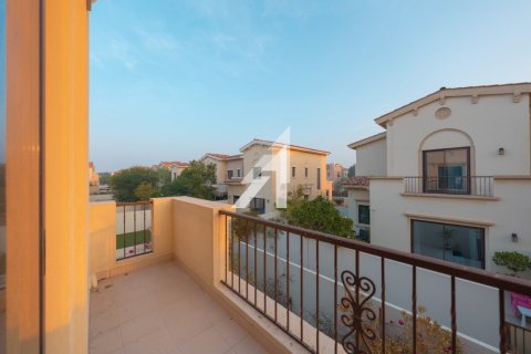 Villa in Mira, Dubai 4 bedrooms, 264 sq.m. № 42436 - photo 15