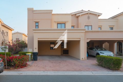 Villa in Mira, Dubai 4 bedrooms, 264 sq.m. № 42436 - photo 1
