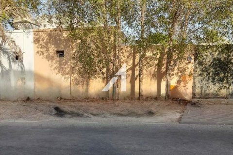 Villa à Dubai, 5 chambres, 929 m², № 42426 - photo 10