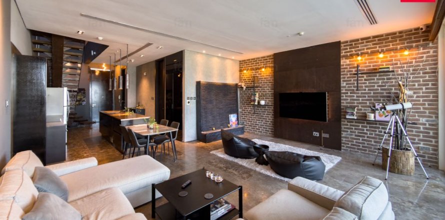 Duplex in Dubai Marina, Dubai 2 bedrooms, 217.9 sq.m. № 110937
