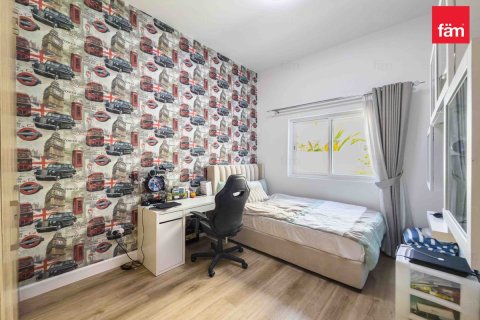 Снять в аренду таунхаус в Дубае: 4 спальни, 232.7м², № 110935 - фото 10
