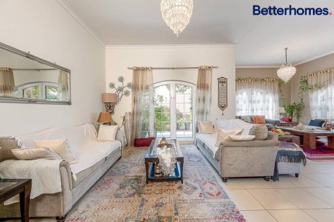 Apartamento en Dubai Investment Park, Dubai, 3 dormitorios, 295 m², № 58024 - foto 2
