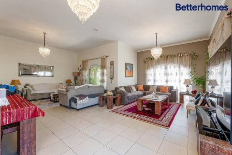 Apartamento en Dubai Investment Park, Dubai, 3 dormitorios, 295 m², № 58024 - foto 3