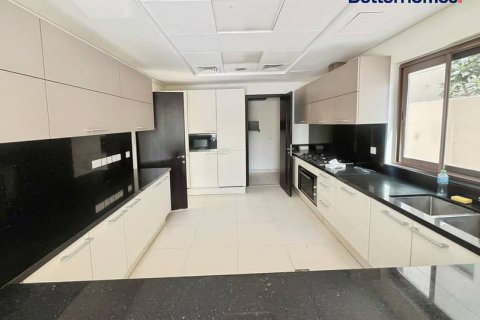 Villa in Meydan, Dubai 6 bedrooms, 513 sq.m. № 58046 - photo 4