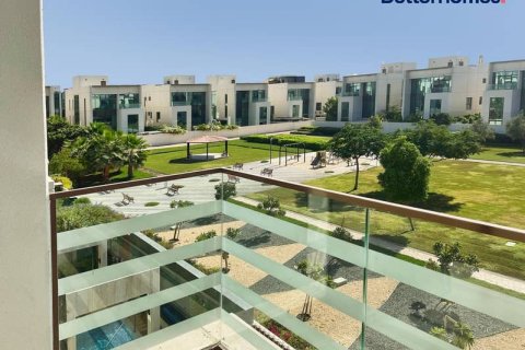 Villa in Meydan, Dubai 6 bedrooms, 513 sq.m. № 58046 - photo 14