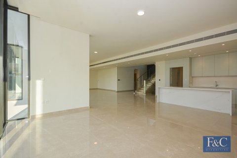 Villa in Dubai Hills Estate, Dubai 5 bedrooms, 921 sq.m. № 103335 - photo 23