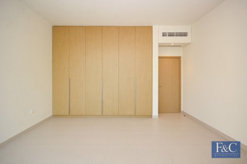 Villa in Dubai Hills Estate, Dubai 5 bedrooms, 921 sq.m. № 103335 - photo 25