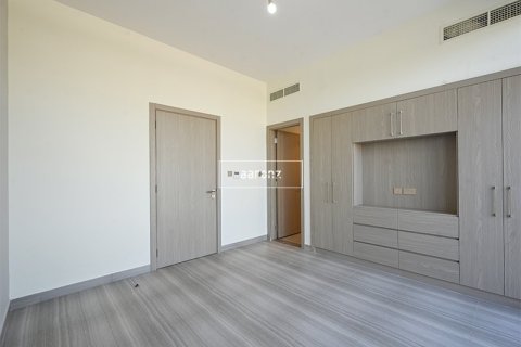Villa in Dubai 4 bedrooms, 228.7 sq.m. № 16890 - photo 7