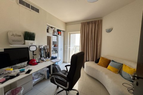 Apartment in Jumeirah Lake Towers, Dubai 2 bedrooms, 88.6 sq.m. № 16888 - photo 8