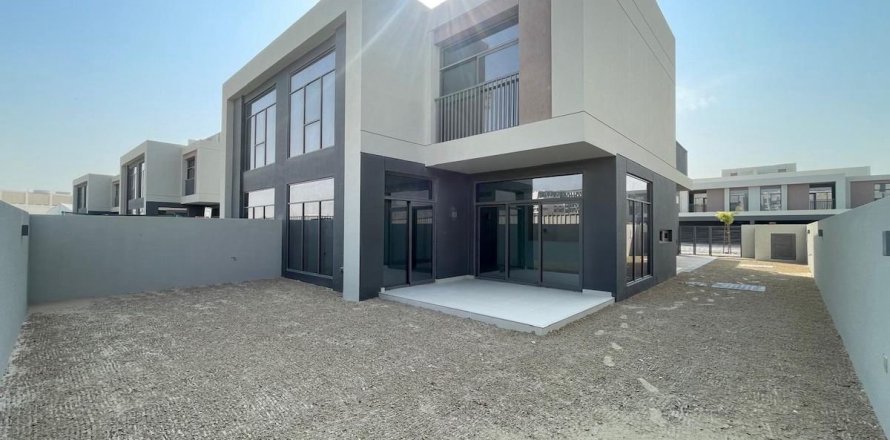 Villa in Dubai 3 bedrooms, 272.8 sq.m. № 58210