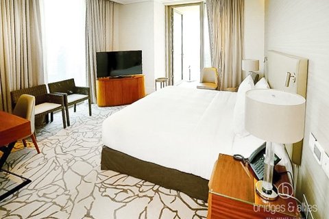 Apartment in Downtown Dubai (Downtown Burj Dubai), Dubai 4 bedrooms, 261.3 sq.m. № 77292 - photo 8