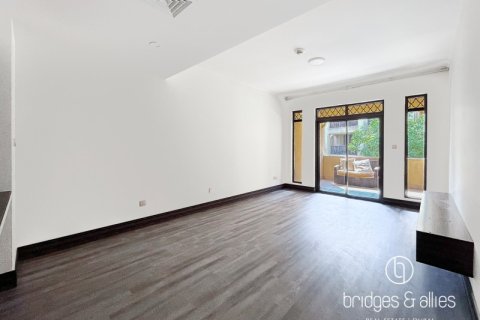 Apartamento en Old Town, Dubai, 1 dormitorio, 83.4 m², № 77291 - foto 2