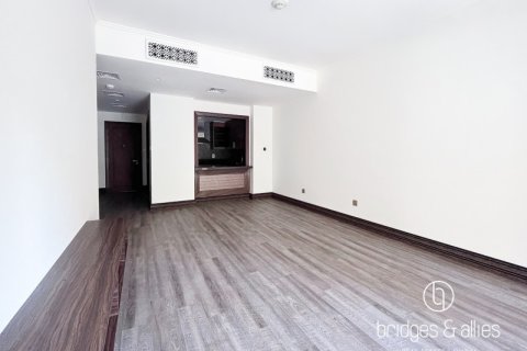 Apartamento en Old Town, Dubai, 1 dormitorio, 83.4 m², № 77291 - foto 5