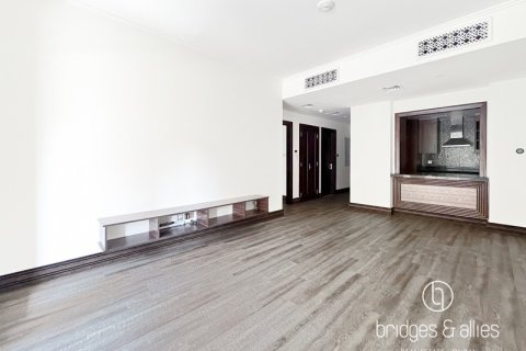 Apartamento en Old Town, Dubai, 1 dormitorio, 83.4 m², № 77291 - foto 4