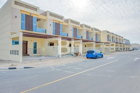 Adosado en Al Furjan, Dubai, 3 dormitorios, 177 m², № 57008 - foto 3
