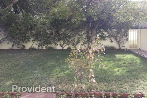 Villa in The Springs, Dubai 3 bedrooms, 344.2 sq.m. № 2170 - photo 9