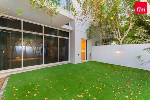 Adosado en Dubai, 3 dormitorios, 187.7 m², № 55844 - foto 2