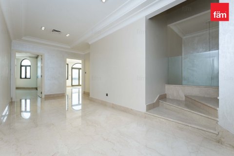 Снять в аренду виллу в Пальме Джумейре, Дубай: 5 спален, 680.6м², № 55857 - фото 24