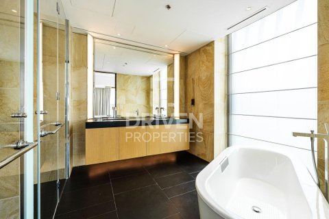 Apartment in Jumeirah Bay Island, Jumeirah, Dubai 2 bedrooms, 179.49 sq.m. № 125335 - photo 13