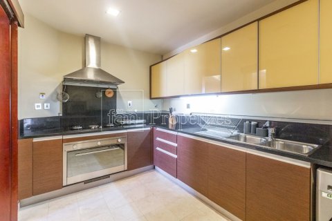 Снять в аренду квартиру в Пальме Джумейре, Дубай: 2 спальни, 153.1м², № 134856 - фото 25