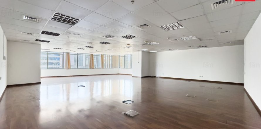 Office in Dubai 117.7 sq.m. № 134858